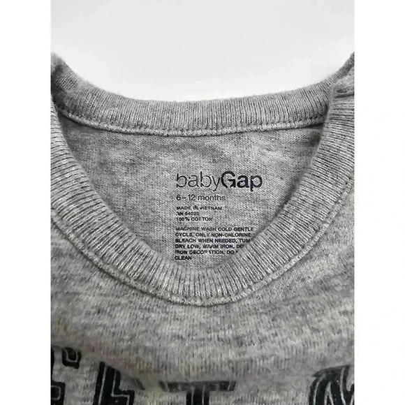 3 Gap/Gymboree Boy's Size 6-12M Christmas Pajamas, One pieces, and Shirt - Picture 5 of 6